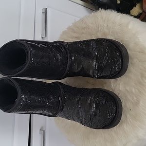 Black sequin uggs